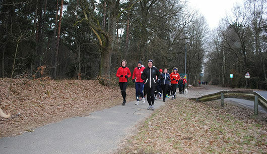 Spende für die Jugendfeuerwehr Bad Segeberg