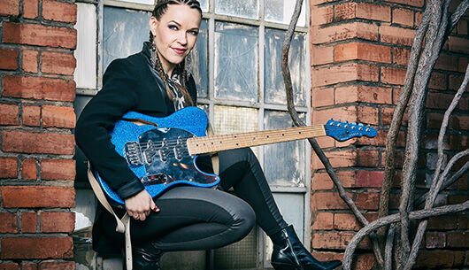 „Best Guitarist“ Erja Lyytinen im Blueswerk