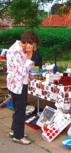 Floh- und Trödelmarkt in Wiemersdorf am 18. Juli