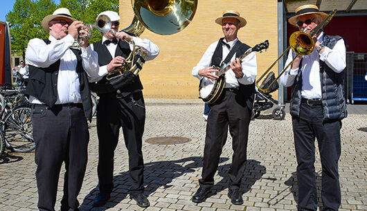 Jazz Herbst und verkaufsoffener Sonntag in Neumünster