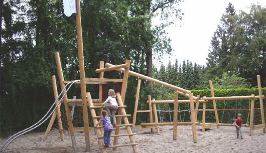 Einweihung: Neuer Schwung auf dem Spielplatz