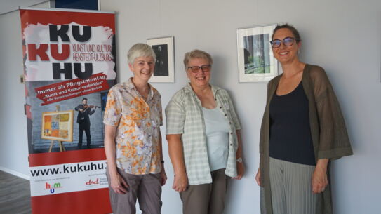 Vernissage bei der KuKuHU-Ausstellung im Rathaus