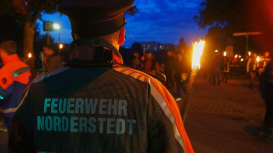 Freiwillige Feuerwehr Garstedt eröffnet die Saison der Laternenumzüge