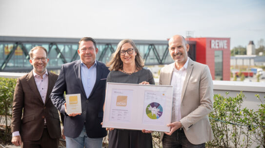 REWE Logistik- und Verwaltungsstandort in Henstedt-Ulzburg ist Leuchtturm für nachhaltige Architektur