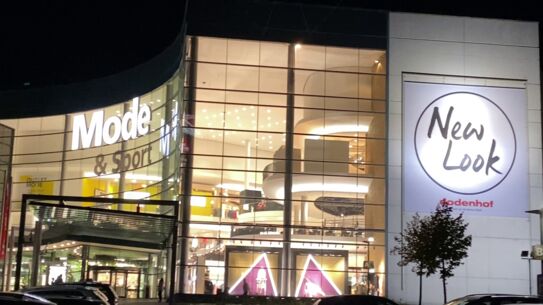 Late Night Shopping bei dodenhof  in Kaltenkirchen: Freitag bis 22 Uhr