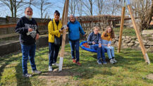 Raues Haus Kattendorf freut sich über Nestschaukelspende