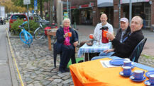 Kaffeetrinken und Klönen statt Autos parken