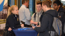 Schüler trafen zukünftige Ausbildungsbetriebe (Fotogalerie)