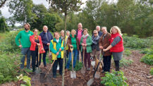 Startschuss für neuen Laubwald an der Abschiedskoppel