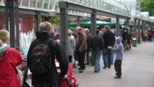 Nach langer Pause: Trödelmarkt in der Moorbeck Passage