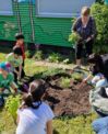 Große Gartenaktion im Familienzentrum Glashütte begeisterte